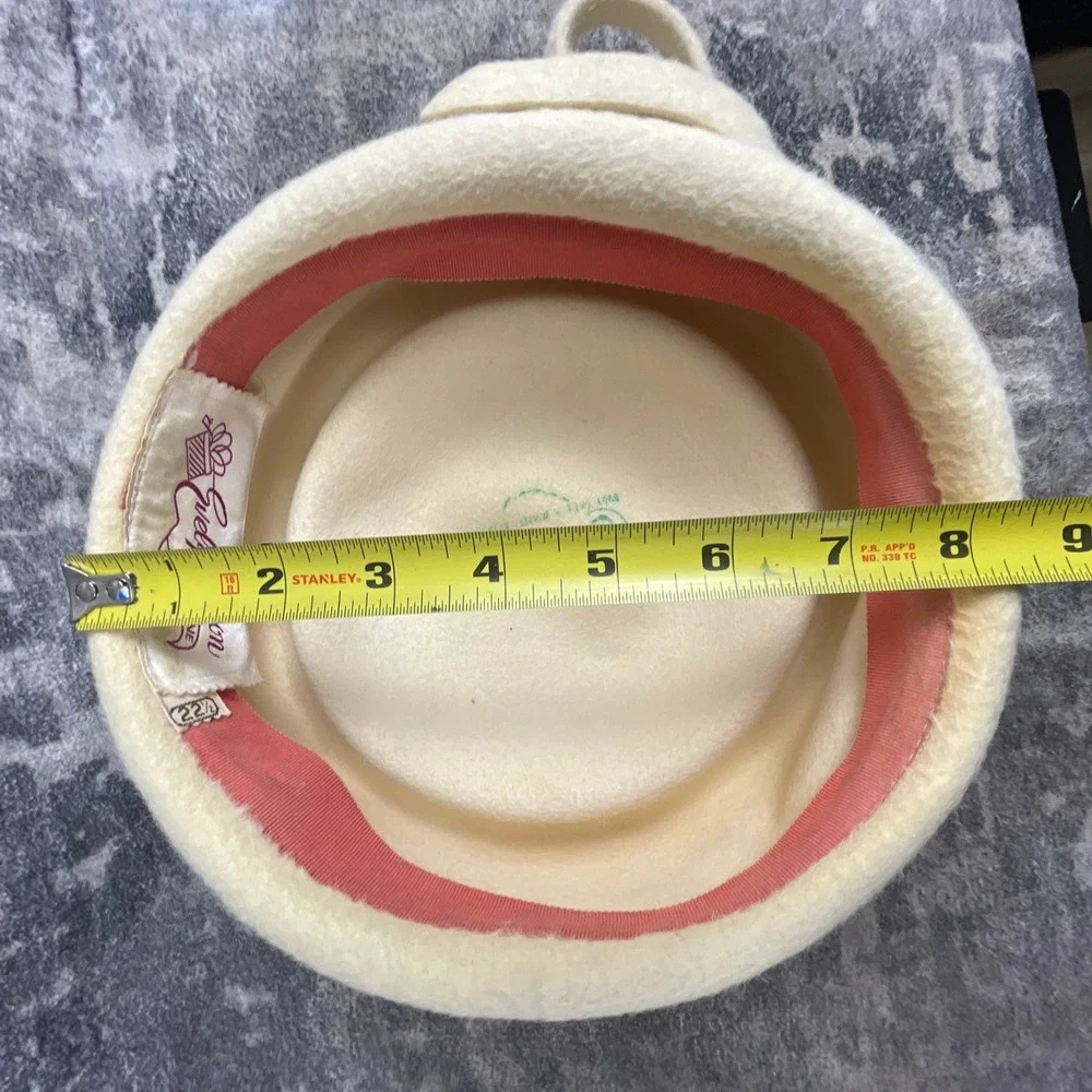 Vintage Evelyn Varon 1950s 1960s Wool Felt Formal Hat Cream Ivory Peach Lining